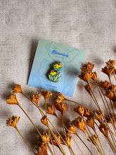 Load image into Gallery viewer, Enamel pins - Blooming