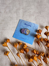 Load image into Gallery viewer, Enamel pins - Blooming