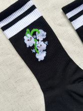 Load image into Gallery viewer, Socks (Lily of the valley)
